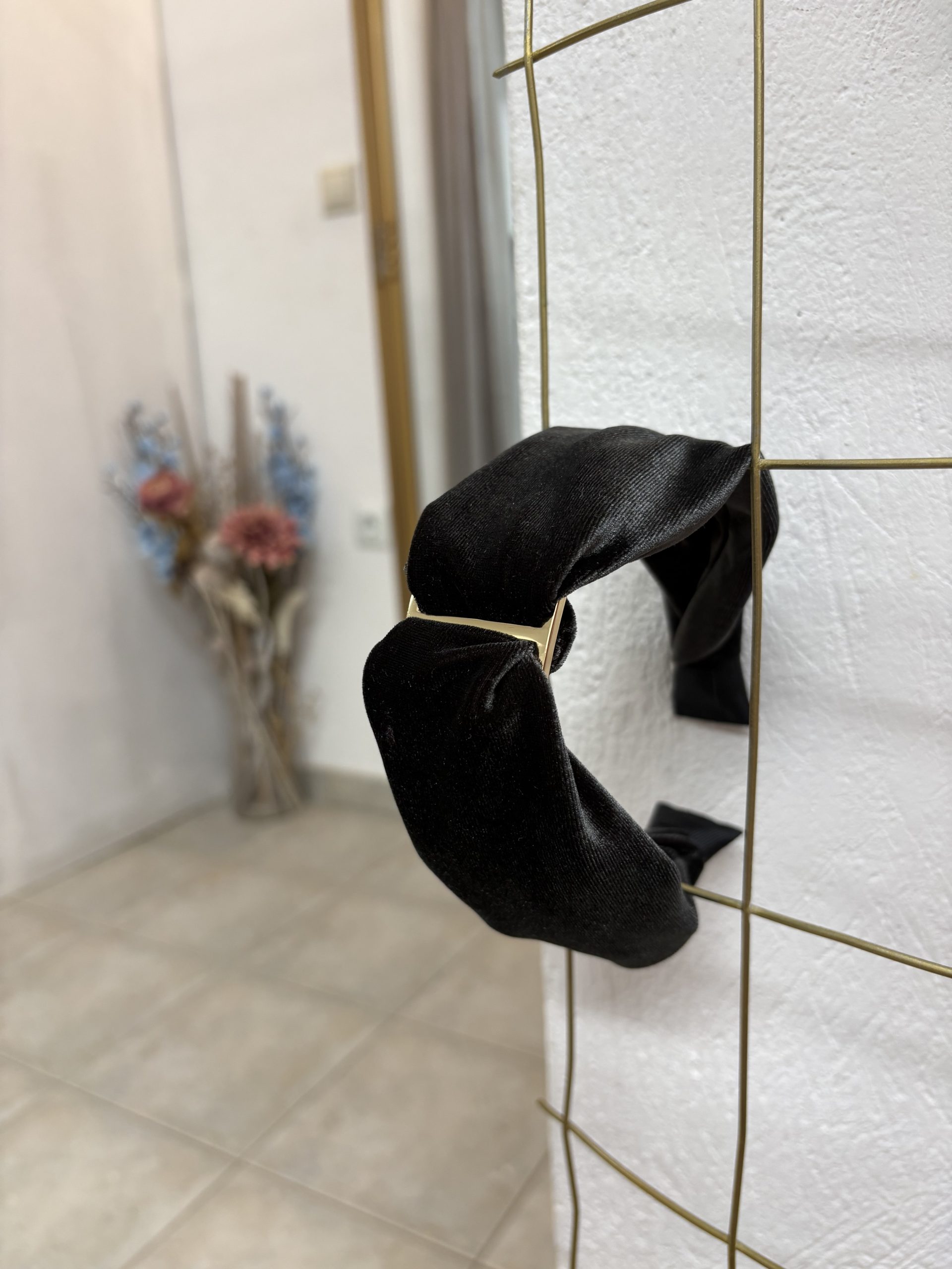 image00004 Grey Στέκα Βελουτέ με Κρίκο - Image 1