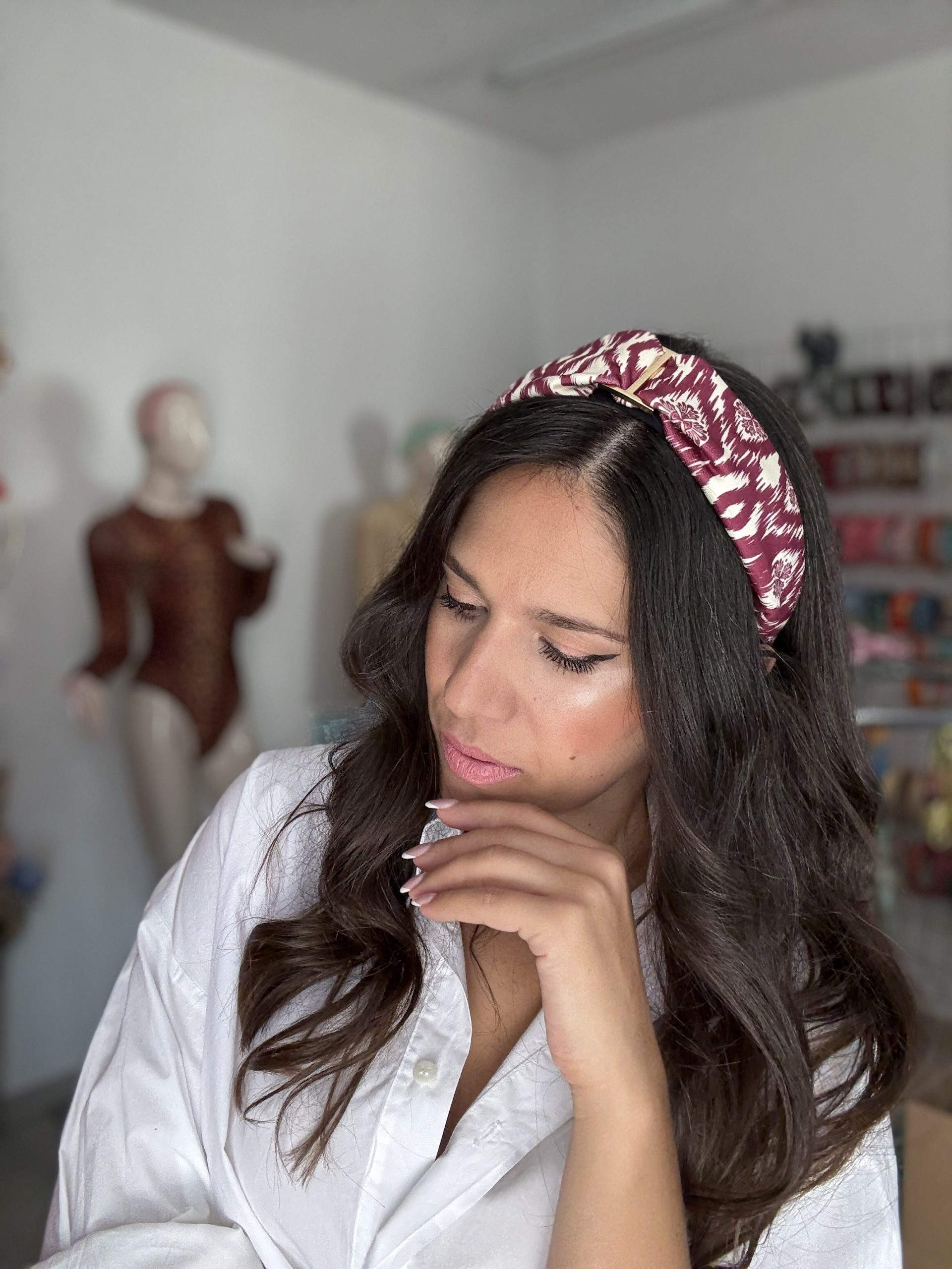 image00007 Burgundy Flowers Στέκα με Κρίκο - Image 1