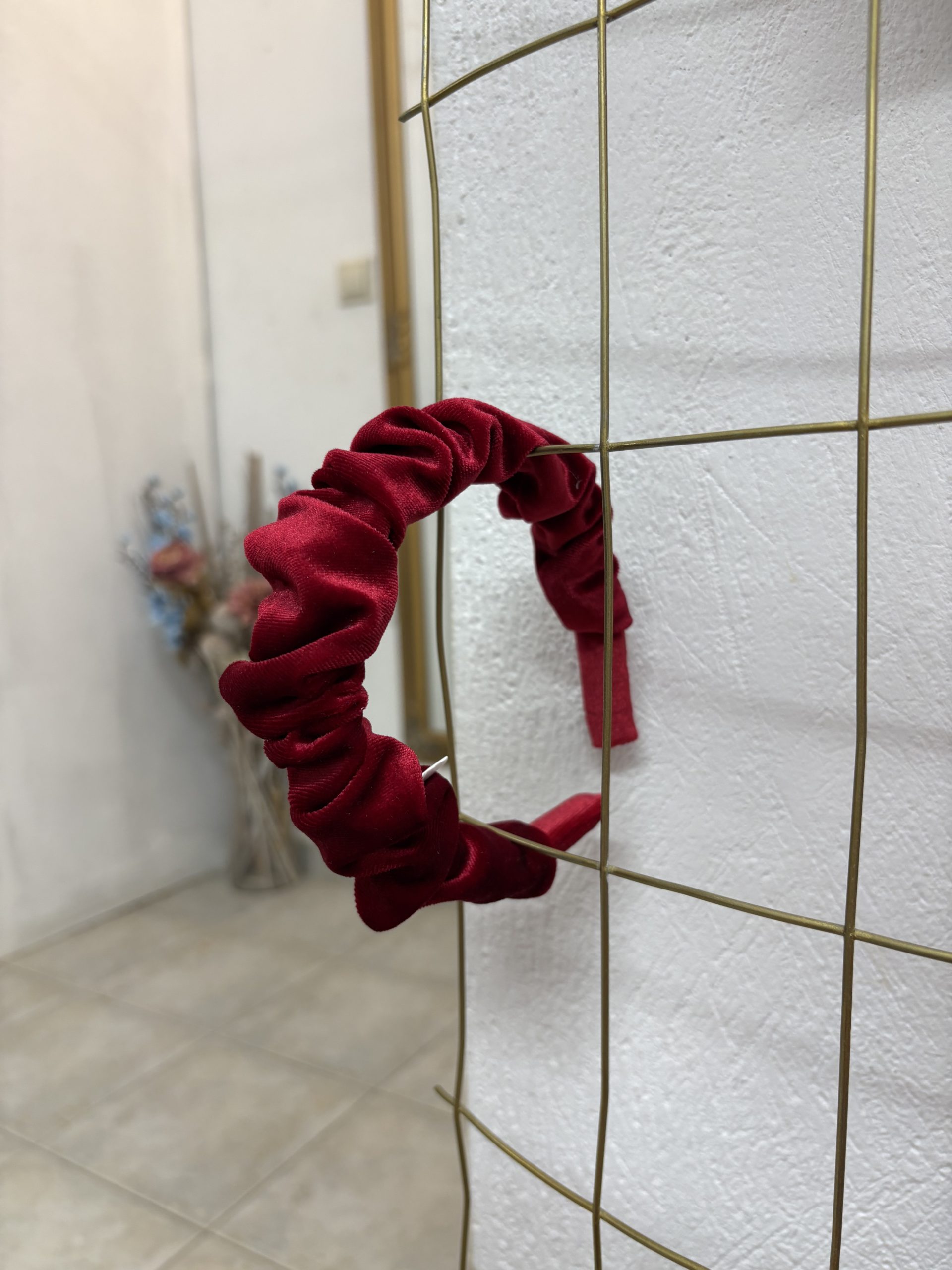 image00023 Burgundy Βελουτέ Στέκα με Σούρα - Image 1