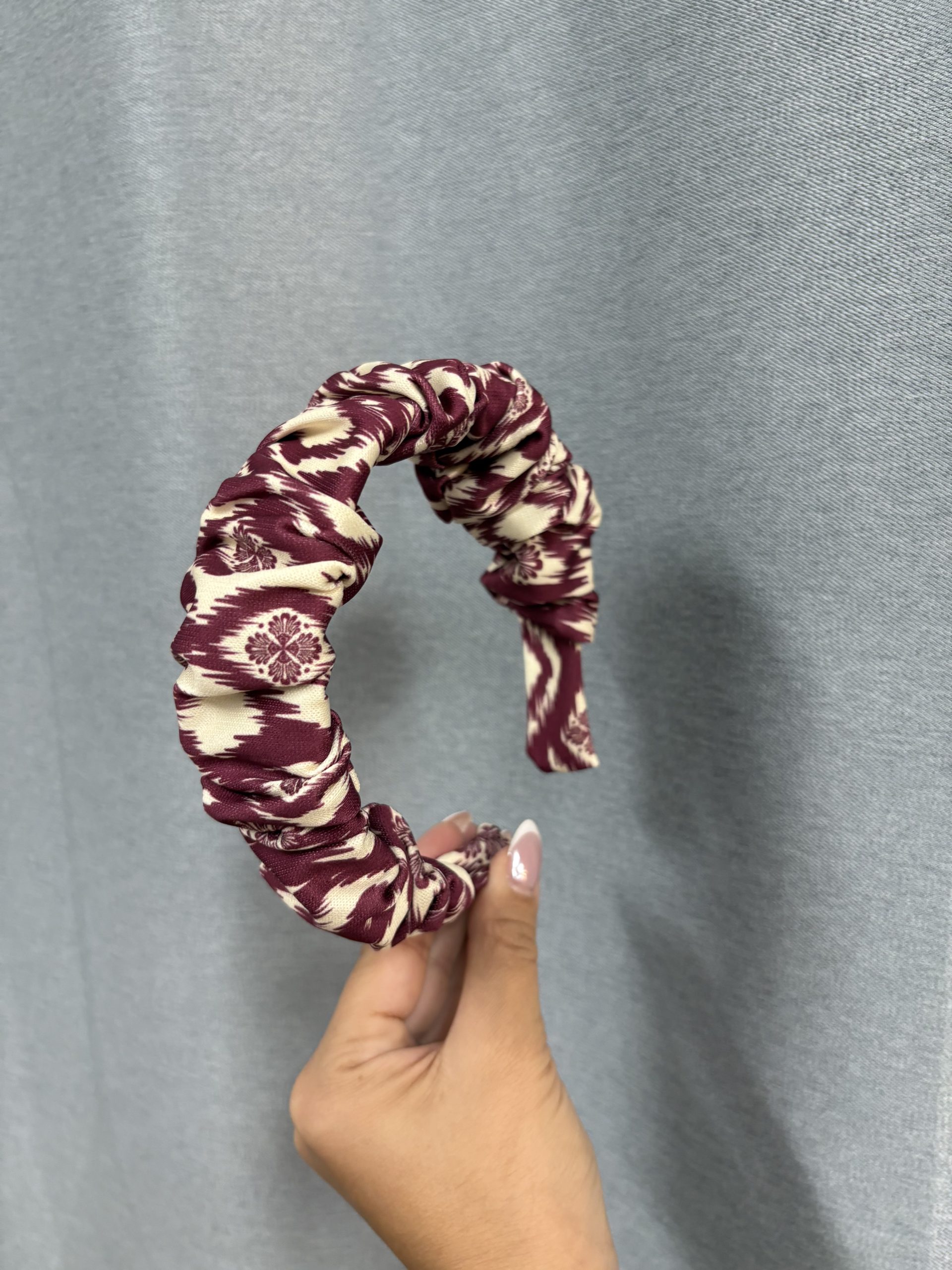 image00033 Burgundy Flower Στέκα με Σούρα - Image 1