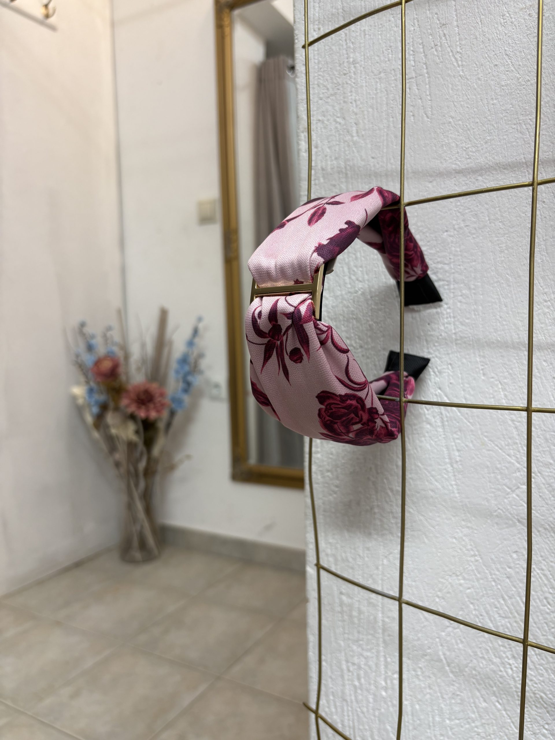 image00014 Burgundy Flowers Στέκα με Κρίκο - Image 1