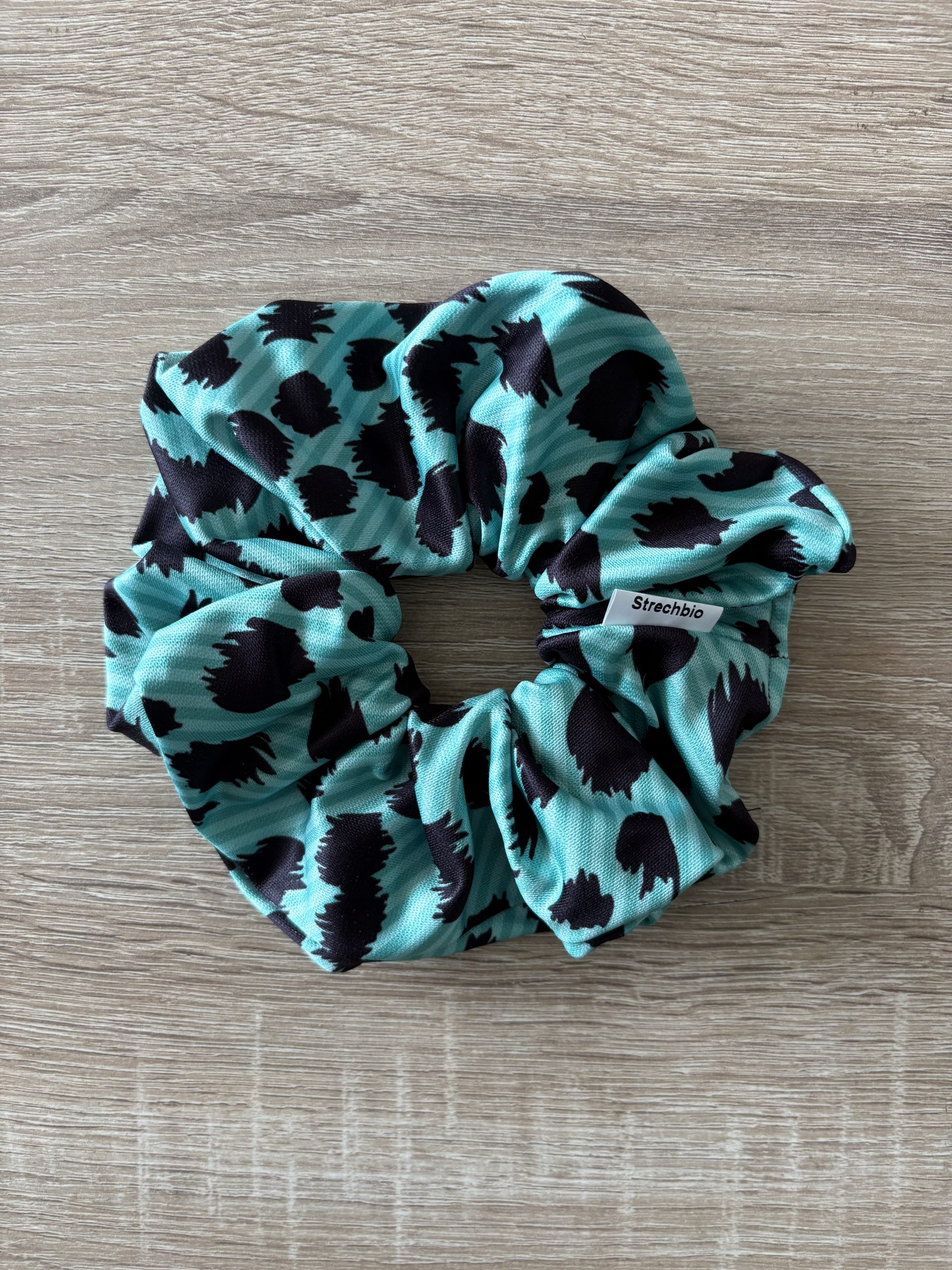 image00020 Green Leopar Scrunchie - Image 1
