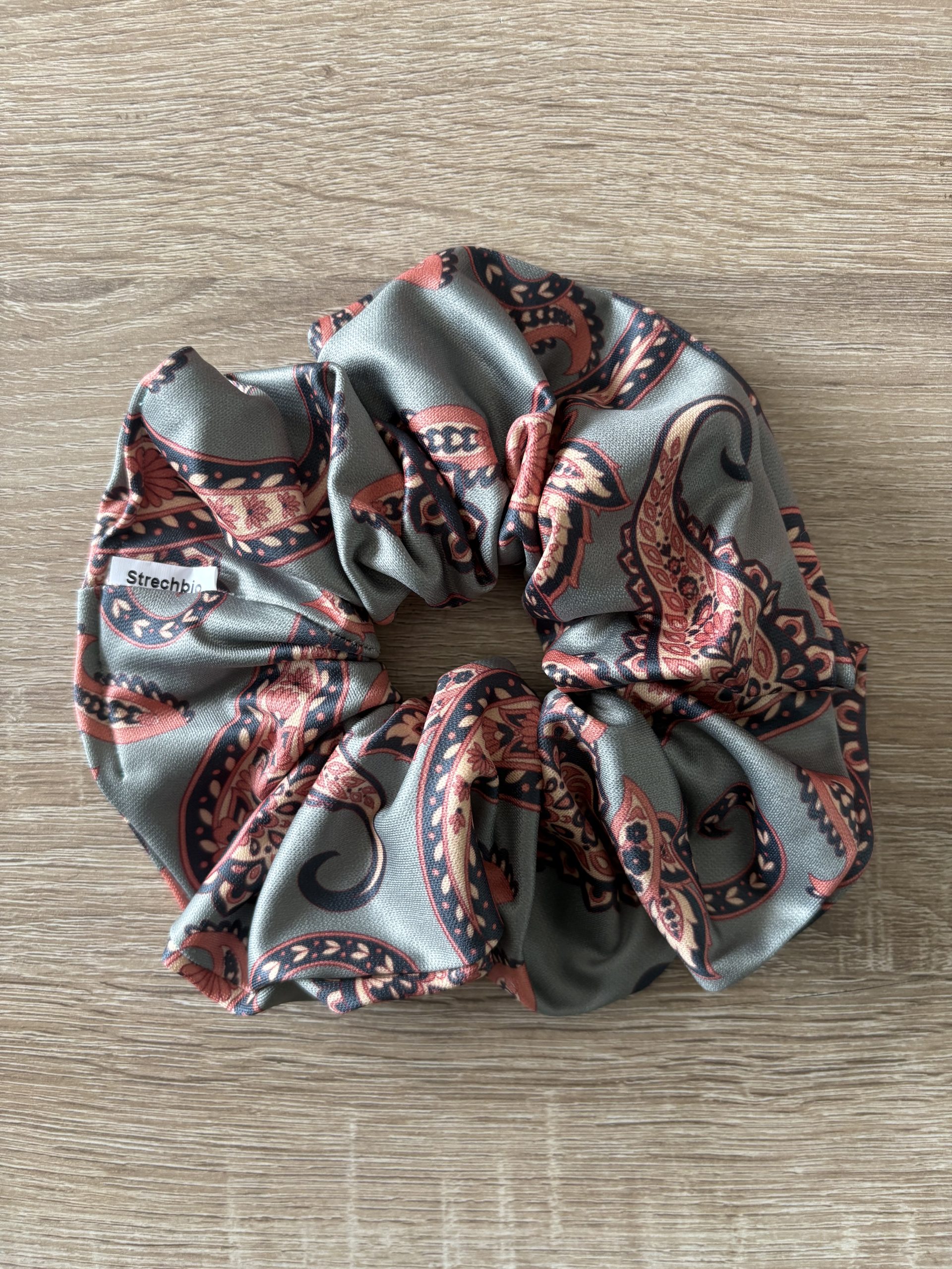 image00027 Brown Paisley Scrunchie - Image 1
