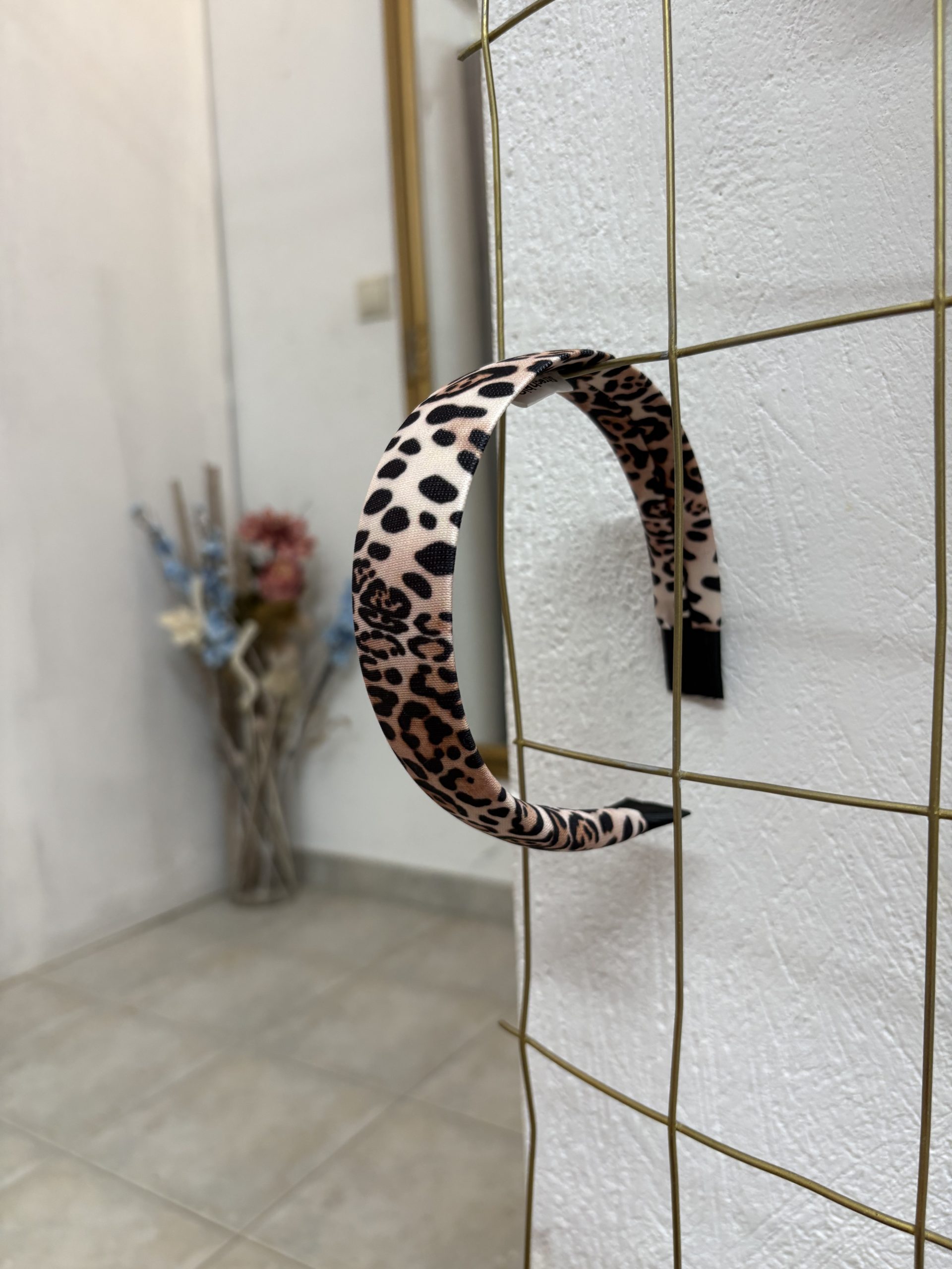 image00006 Brown Leopar Στέκα - Image 1