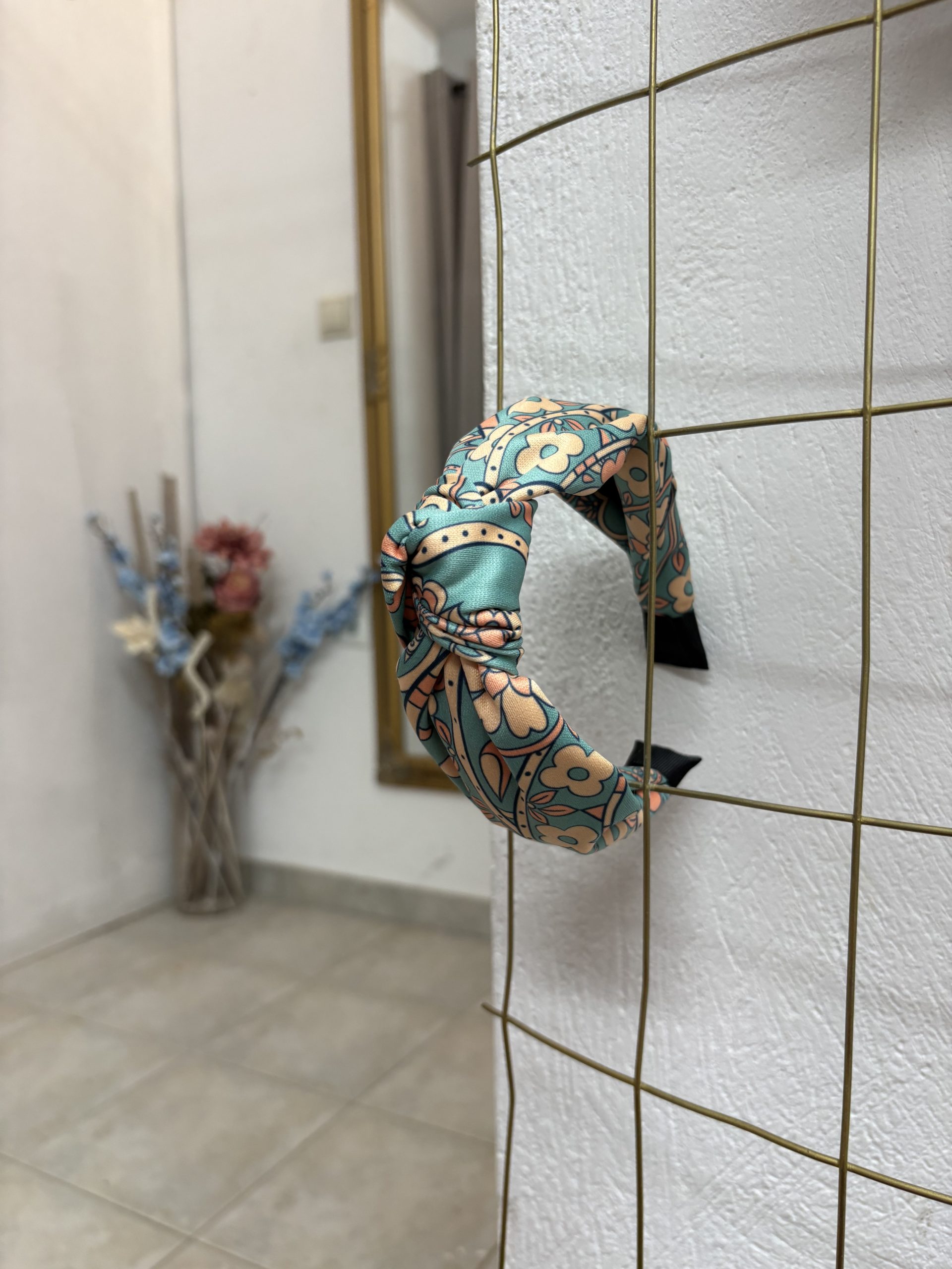 image00007 Beige Paisley Στέκα με Κόμπο - Image 1
