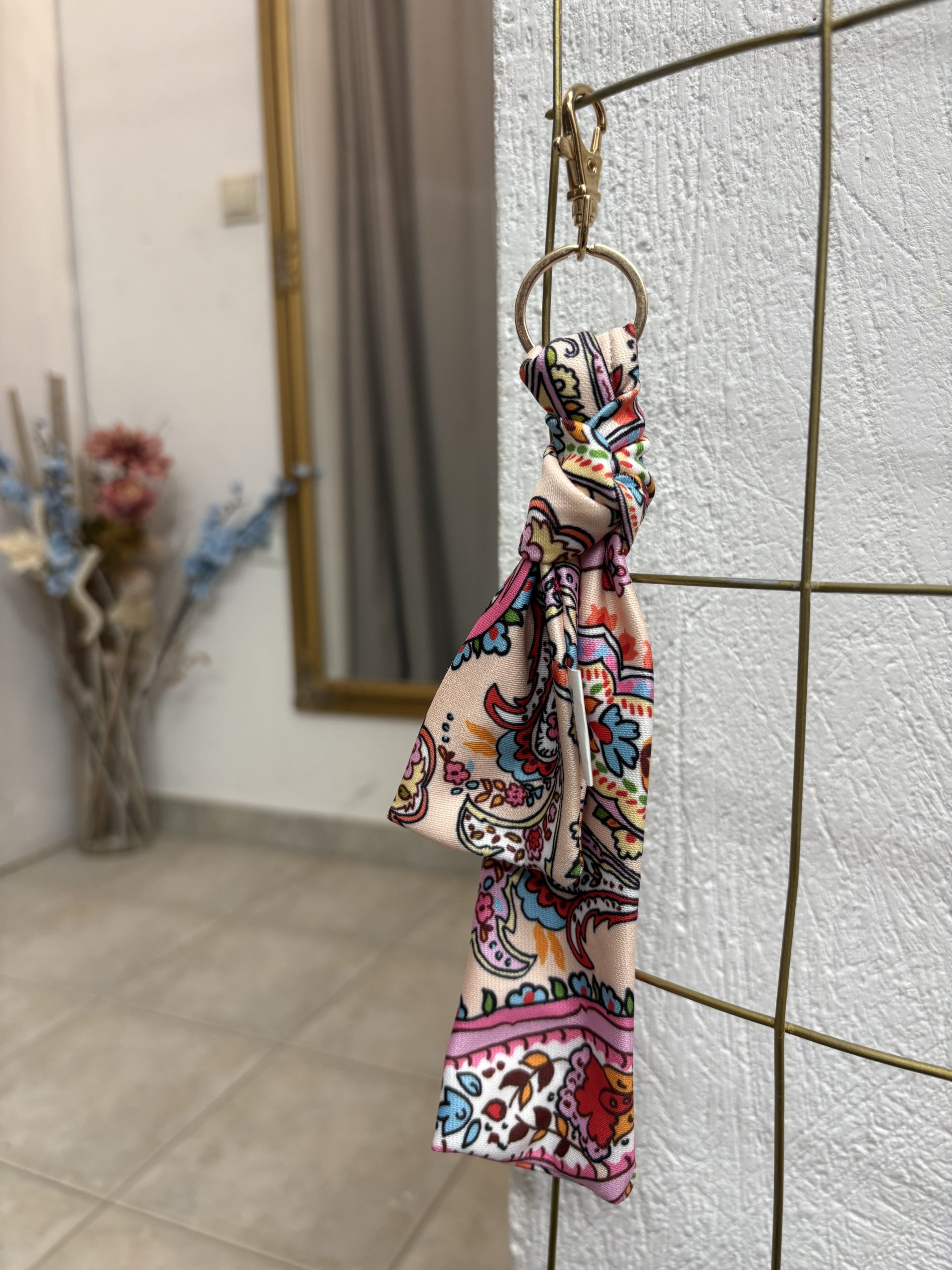 image00013 Floral Paisley Μπρελόκ - Image 1