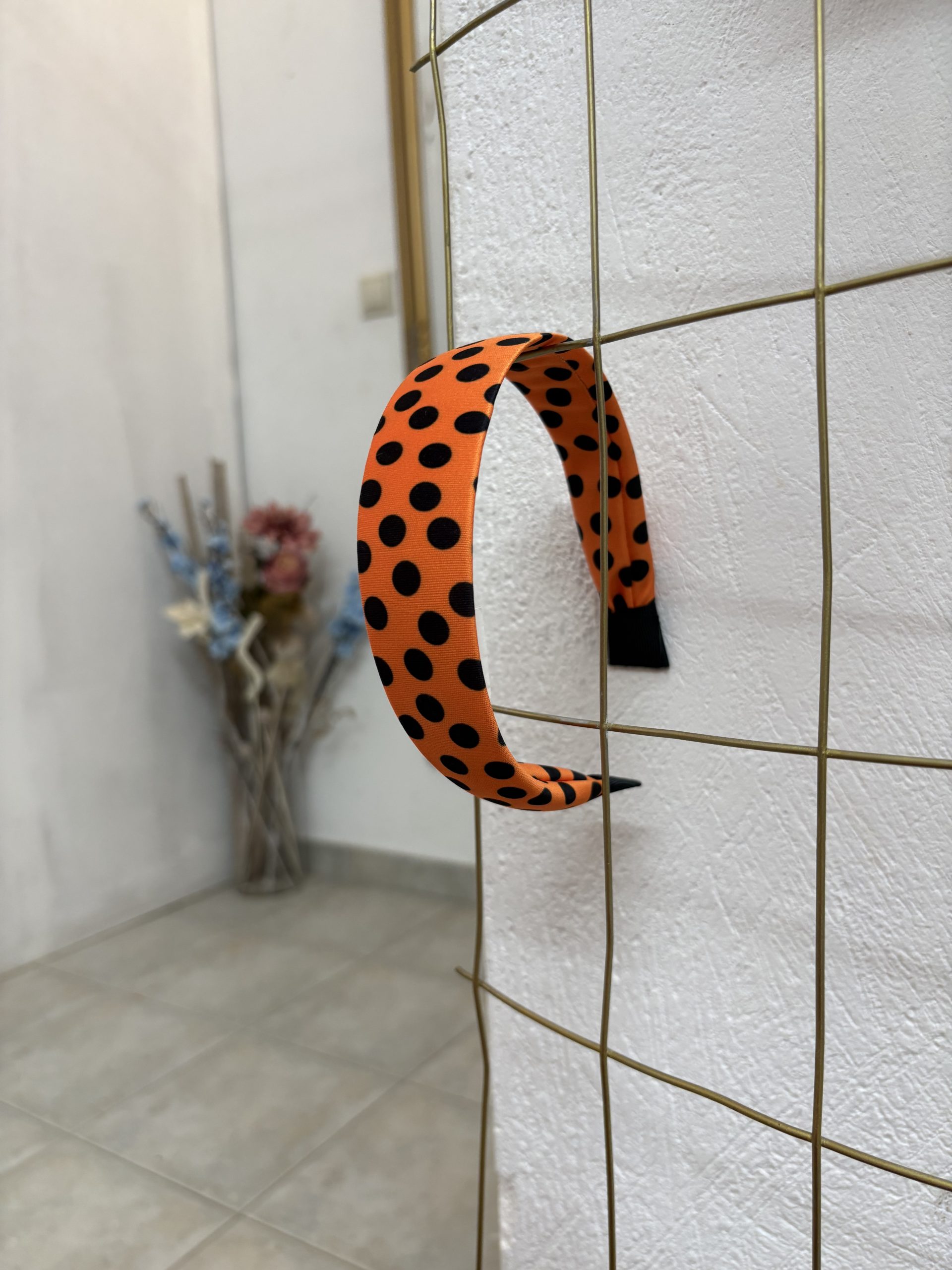 image00023 Orange Black Dots Στέκα - Image 1