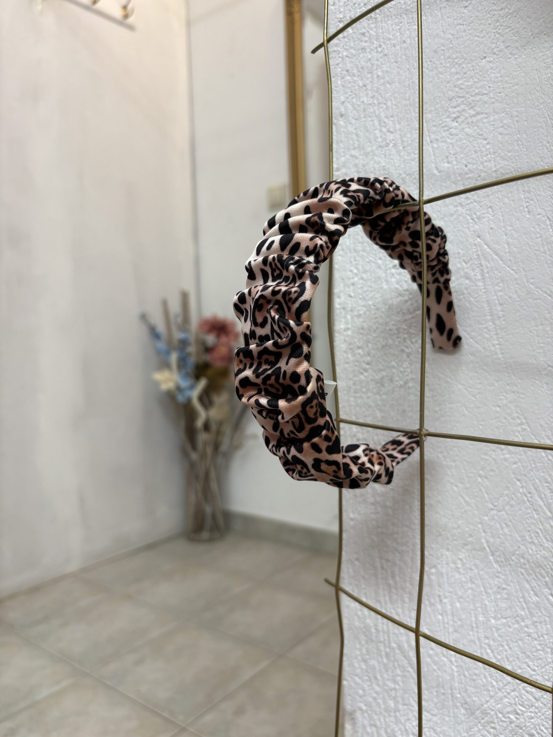 image00026 Brown Leopar Στέκα με Σούρα - Image 1