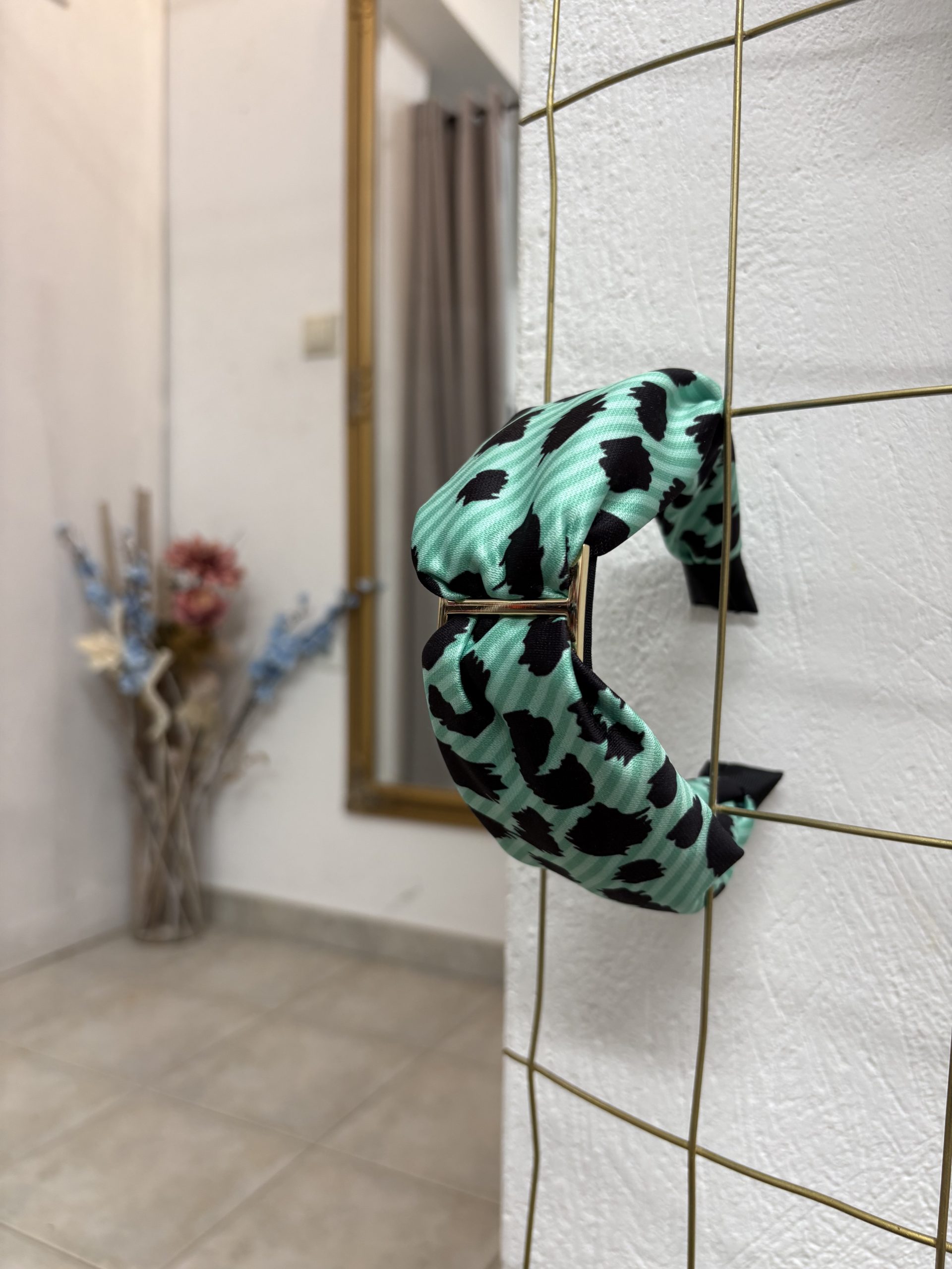 image00029 Green Leopar Στέκα με Κρίκο - Image 1