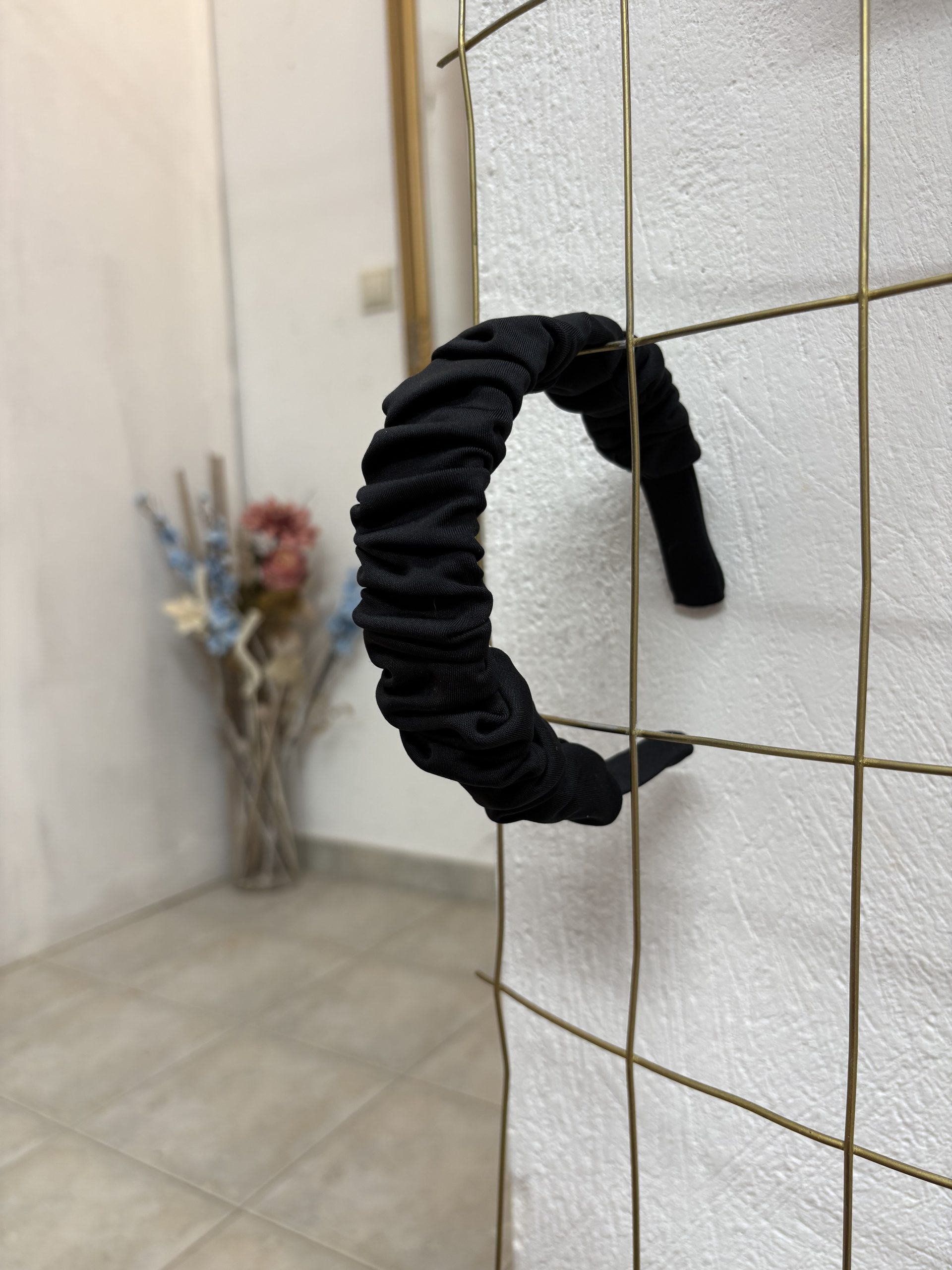 image00035 Black Στέκα με Σούρα - Image 1