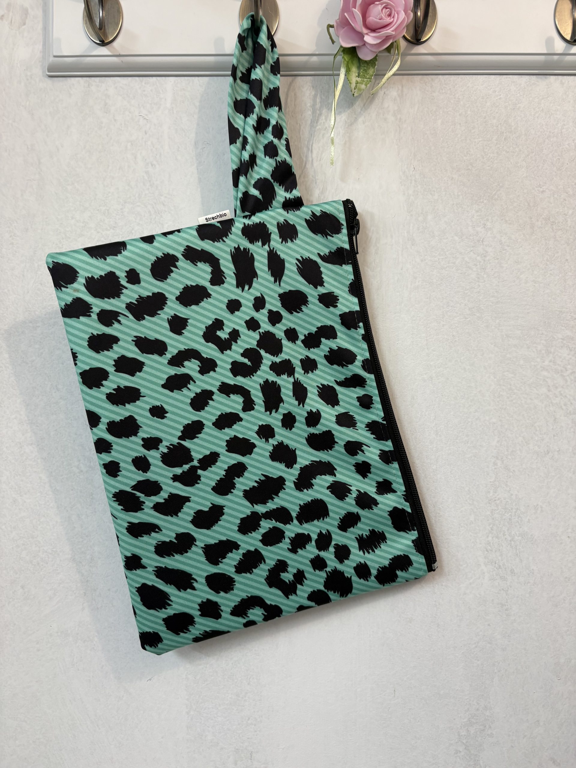 image00069 Green Leopar Τσαντάκι - Image 1