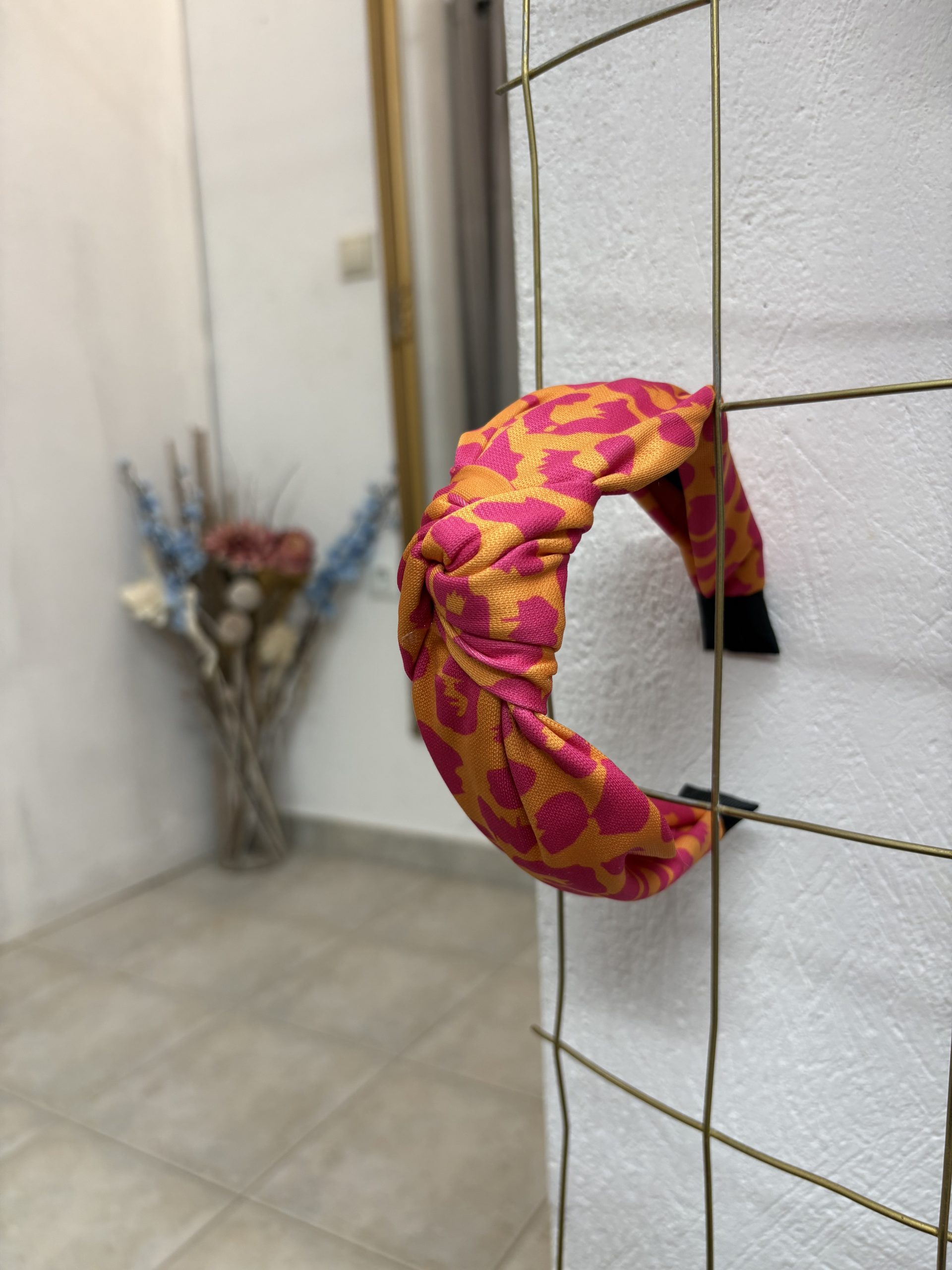 image00018 Fuchsia Leopar Στέκα - Image 1