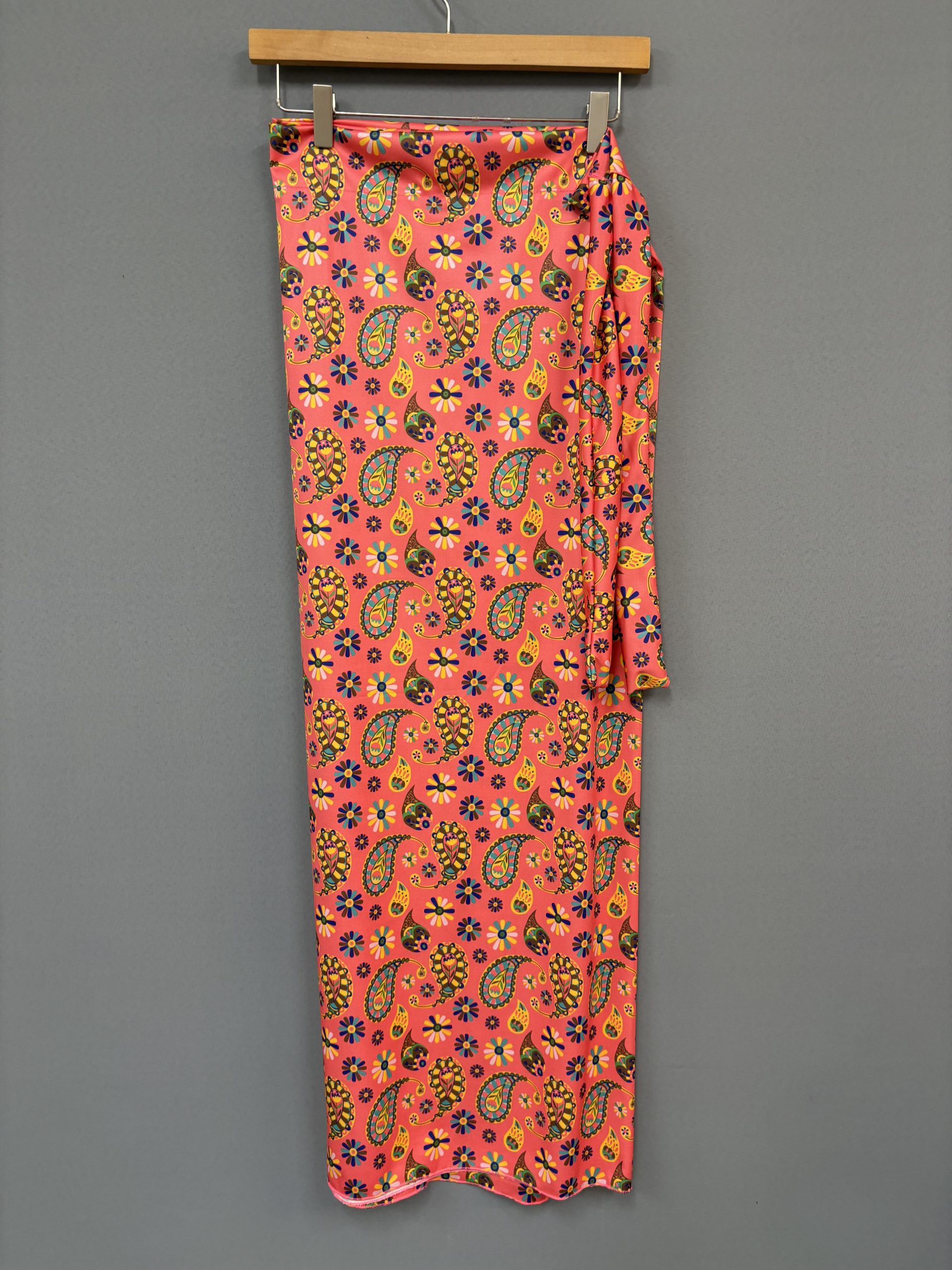 image00027 Colorful Paisley Πολυμορφικό - Image 1