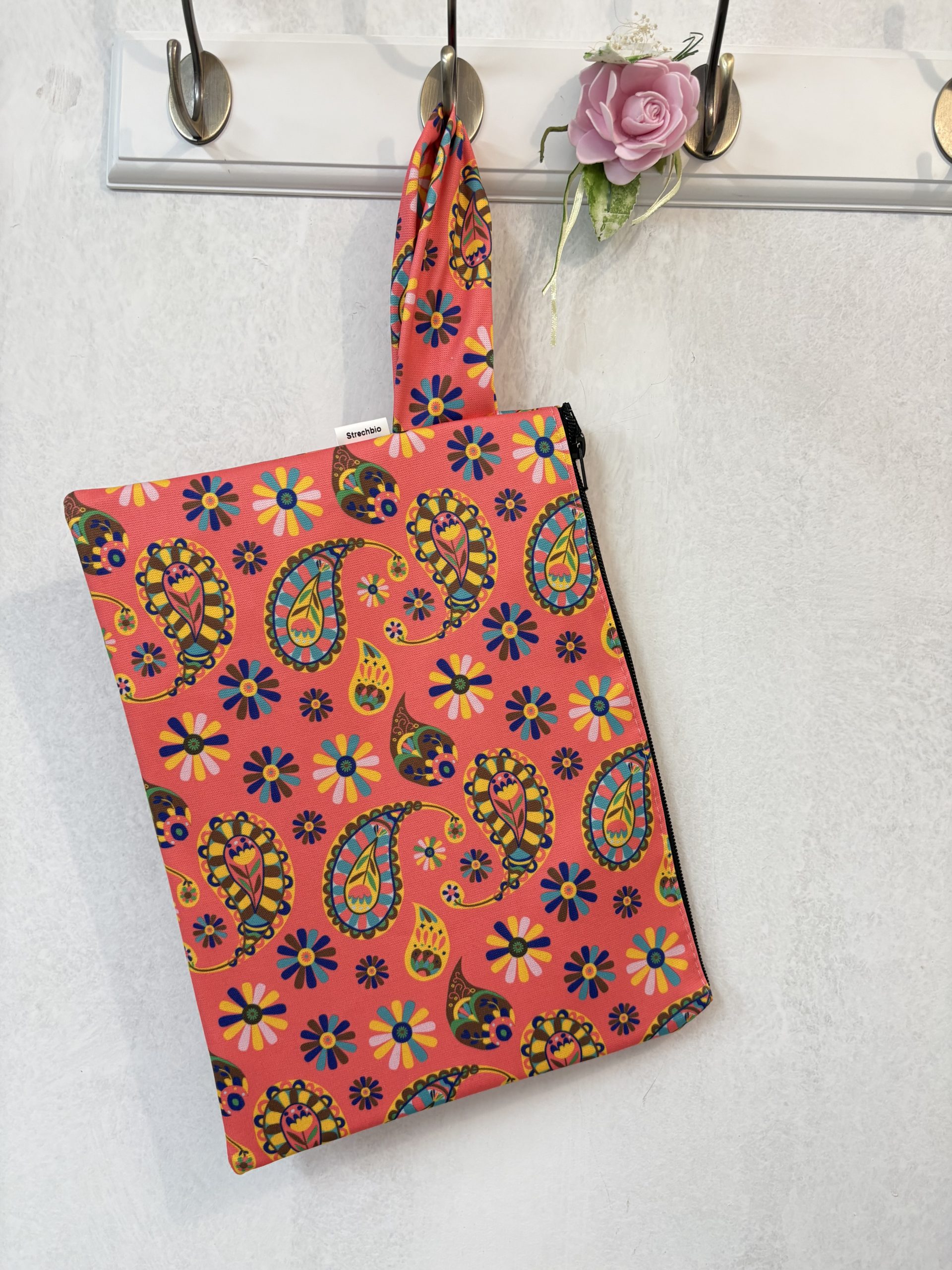 image00039 Colorful Paisley Τσαντάκι - Image 1