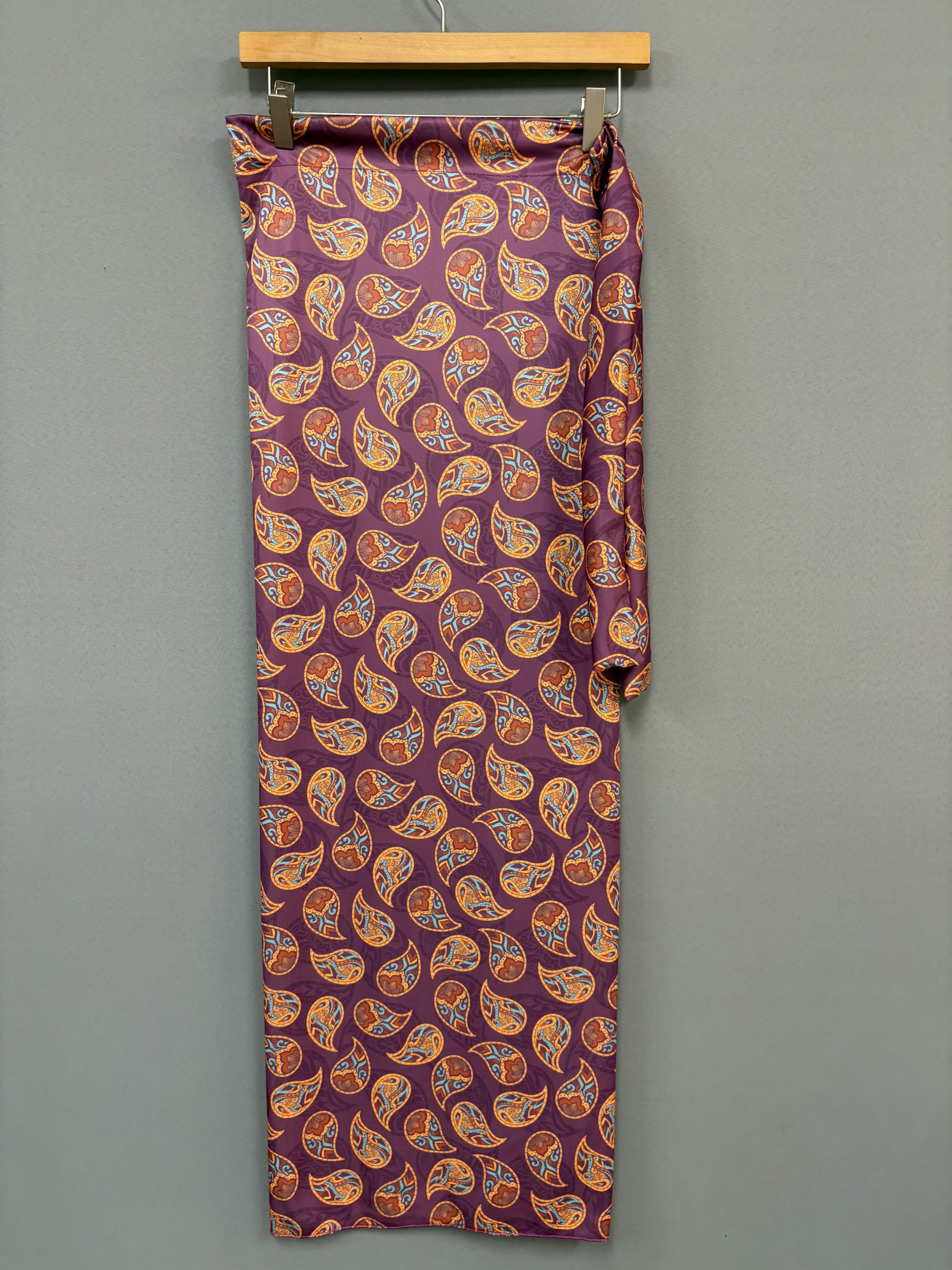 image00061 Purple Paisley Πολυμορφικό - Image 1