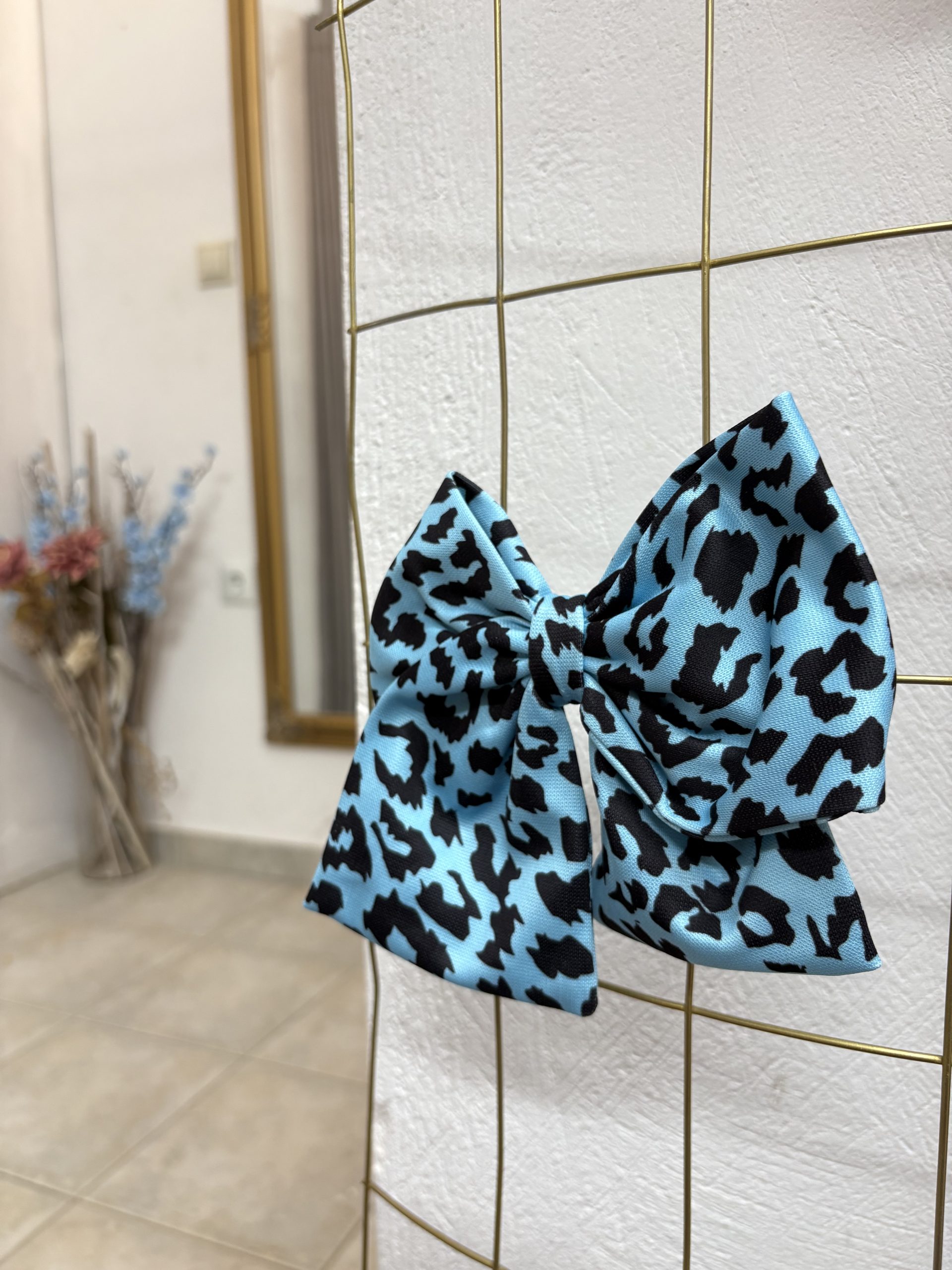 image00037 Baby Blue Leopar - Image 1